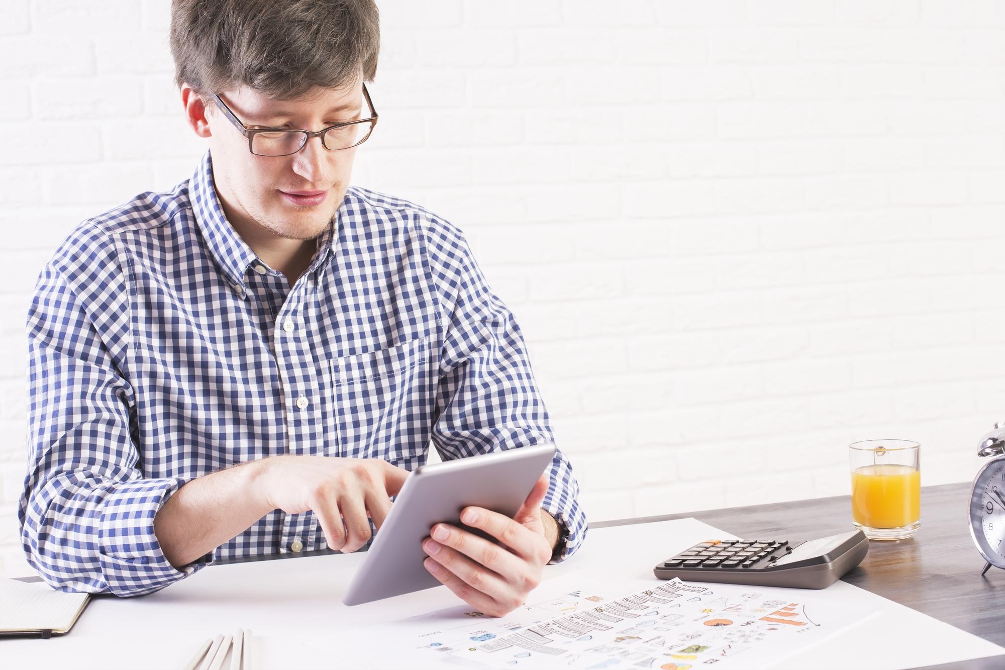 Student working with finance app